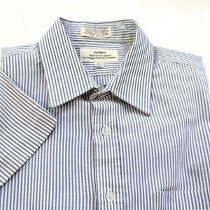 Vintage Sears Men's Classic Blue and White Stripes Short Sleeve Shirt In Size 42